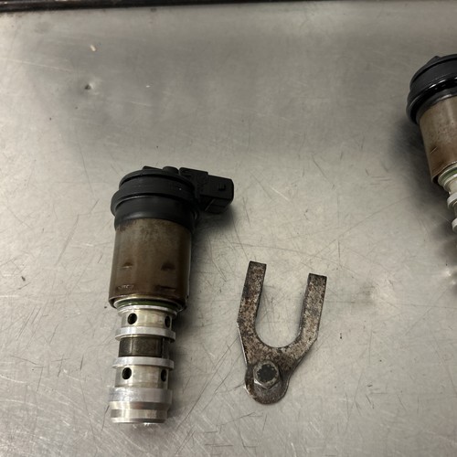 BMW E46 3 series N42 N45 N46 - Camshaft Cam Vanos VVT Oil Pressure Solenoid x1 Z - Picture 1 of 6