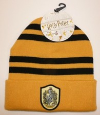 Hufflepuff - Harry Potter Beanie Hat Winter Warm Cosplay House Patch Badger Cuff