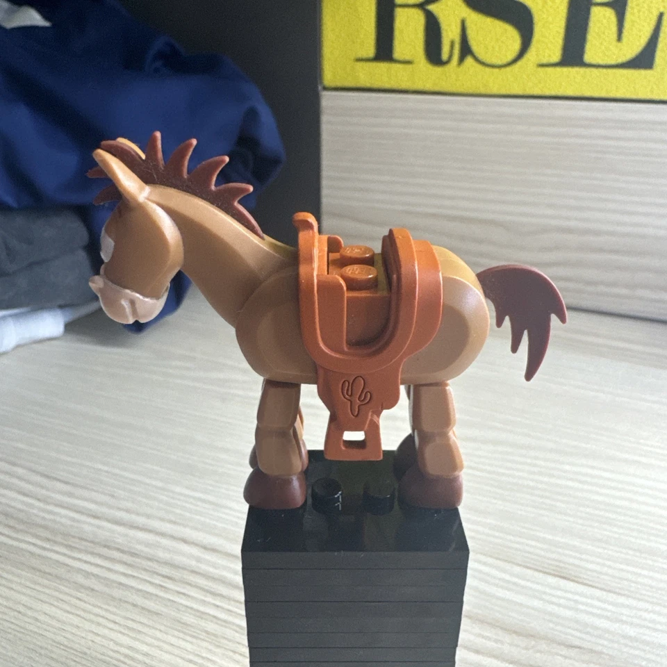 Lego Bullseye 7597 7594 Toy Story Medium Horse Figure Minifigure - Image 4 of 4