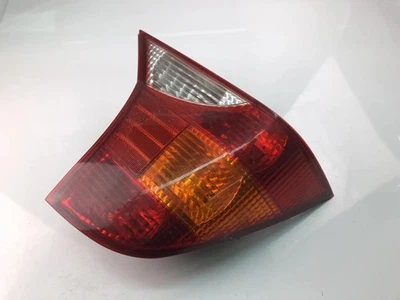 FORD FOCUS Sedan DFW Feu Arrière Gauche 1M51-13405-B 2000 17982952 - Photo 1/4