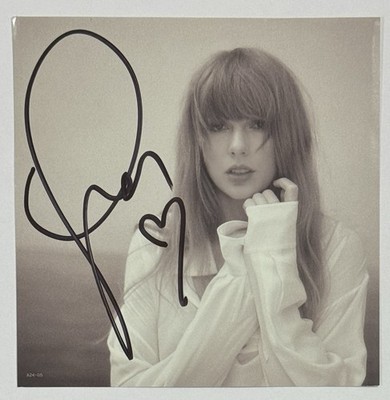 Framed TAYLOR SWIFT 1989 PINK CD & SIGNED Autographed HEART