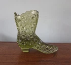 Vintage Daisy And Button Green Glass Boot Figurine Fenton?? Unmarked