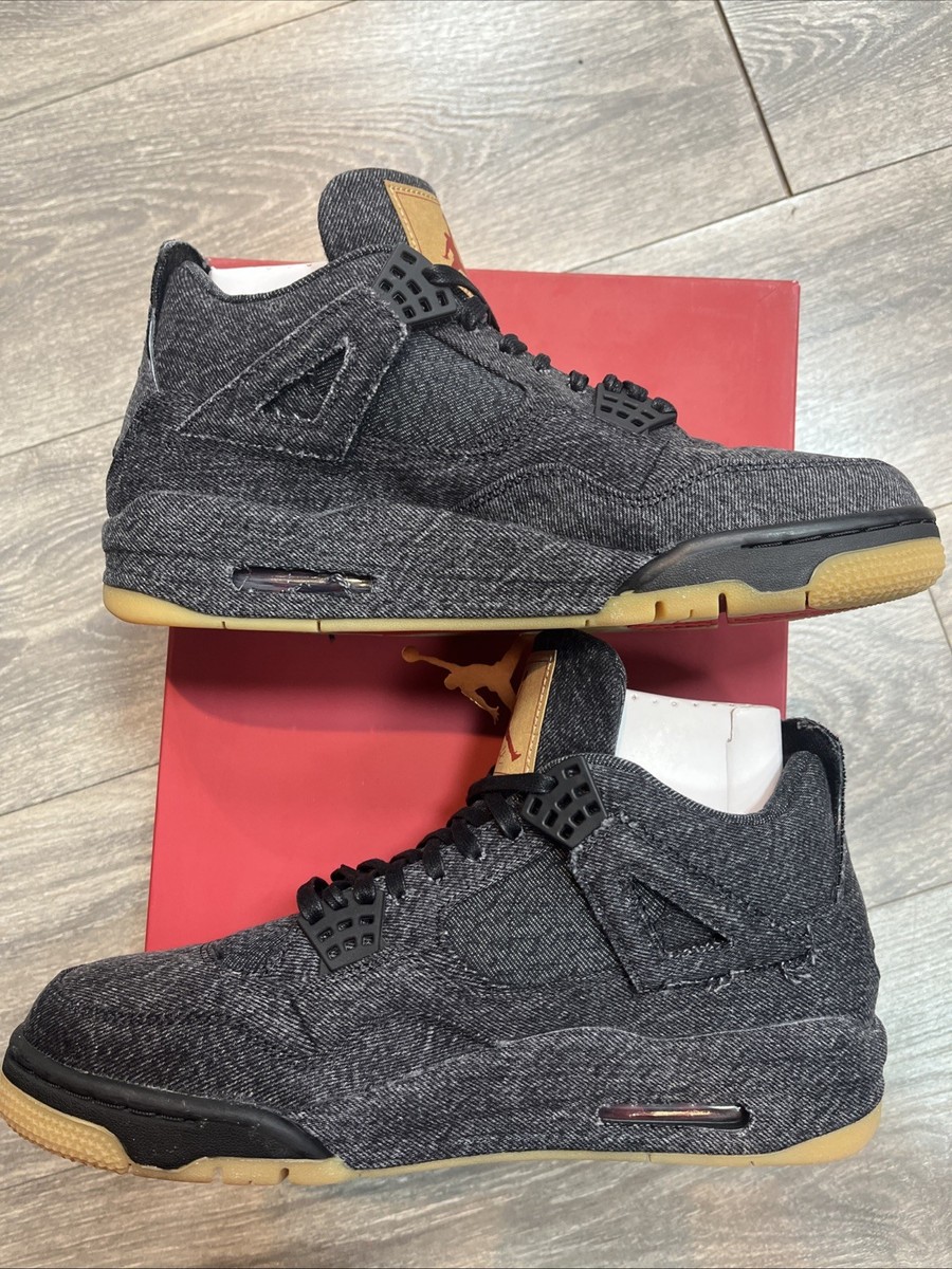 Jordan 4 Retro x Levi's Black Denim 2018 (AO2571-001)-Size 10 US