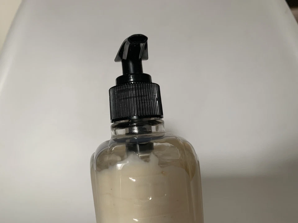 Bath & Body Works CO Bigelow Lime and Coriander Body Lotion 10 Oz - Image 3 of 4