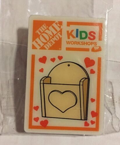 NEW THE HOME DEPOT KIDS WORKSHOP HEART BASKET / MAIL HOLDER PIN COLLECTIBLE RARE - Picture 1 of 3