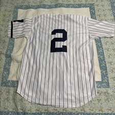 New NY Yankees Derek Jeter W/ 7 On Sleeve Large
