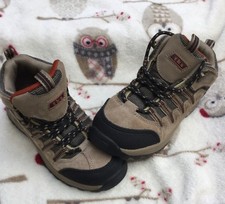 Boy Tan Hiking Shoes Size 2 Boots Hikers - Foot 8" Camp