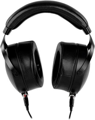 Monolith M1570C Planar Magnetic Closed Headphones w/ Case & Extra Velour Pads