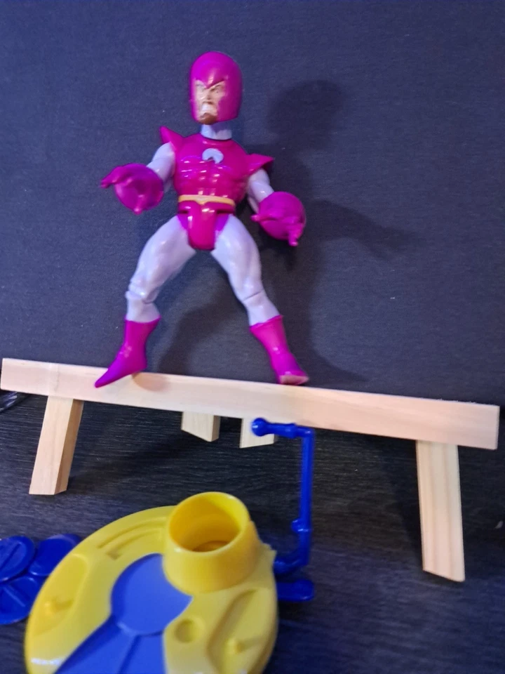 Figura de 5 pulgadas WIZARD Fantastic Four Series 4 1996 TOY BIZ Marvel Foto 2 de 4