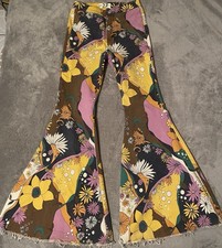 Free People We the Free - just float on flare jeans. Size 27