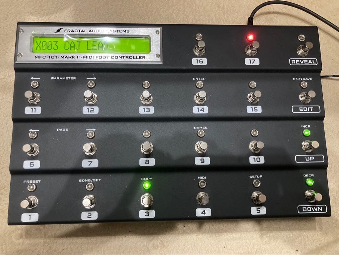Fractal Audio Axe-Fx II & MFC-101 セット Fractal Audio Axe-Fx II MFC-101 Mark II Rack Case Guitar Multi