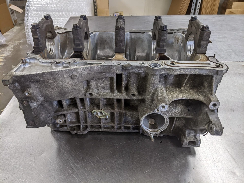 Engine Cylinder Block For 06-08 Toyota Rav4 2.4 1142028021 - Image 3 of 4