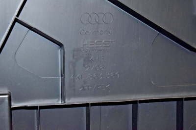 Audi E Tron Bordwerkzeug Wagenheber Werkzeug 4KE011031 BG3 