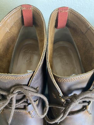 Clarks C&J TOR England Brown Leather Chukka Boots Men display picture 2