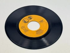 Vintage Johnny Lee Looking For Love Eagles Lying Eyes 45 Record 470004