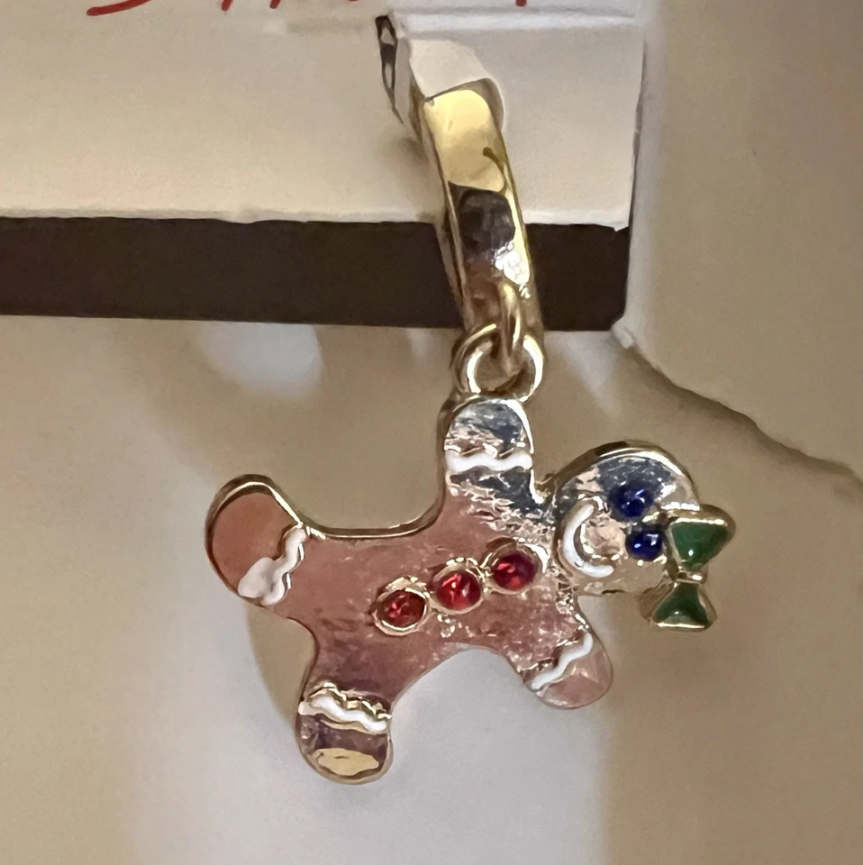 Pendientes de vacaciones Betsey Johnson pan de jengibre hombre y mujer. Foto 4 de 4