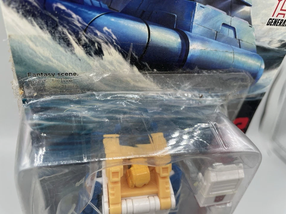 Transformers Titans Return Seaspray Legends Class Action Figure Hasbro Toys NEW - Image 4 of 4