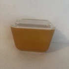 VINTAGE PYREX REFRIGERATOR DISH Butterscotch 501-B 1.5 CUP GLASS LID USA MADE