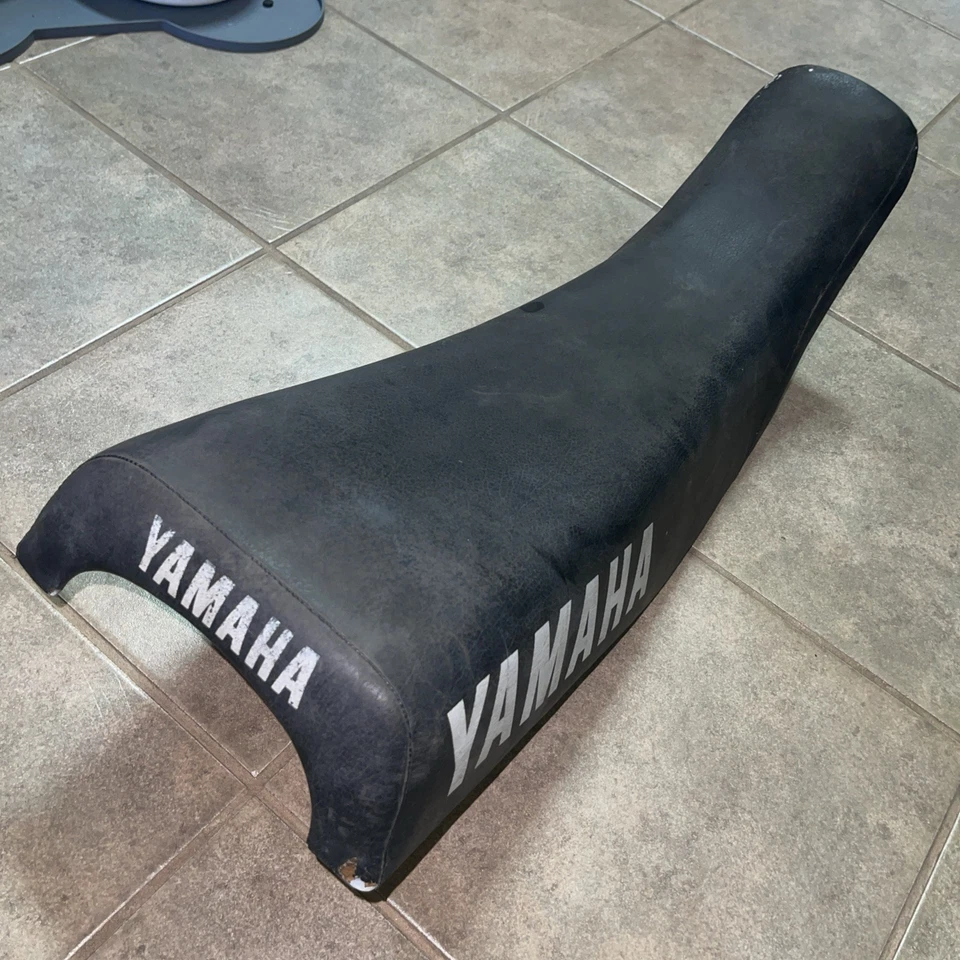 1982 Yamaha YZ125 82-83 сиденье седло в сборе YZ100 YZ yz 125 5 X 4-W2473-00-00 - Изображение 3 из 4