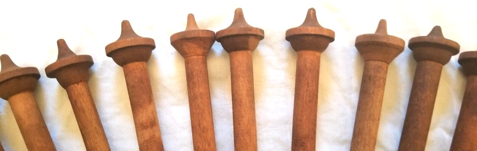 Antique Wood Spinning Needles 14.5" long Lot of 18 Whorls - Image 4 of 4
