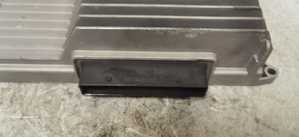 2013 Audi A4 Control Module Unit 8R1035223A - Image 3 of 4