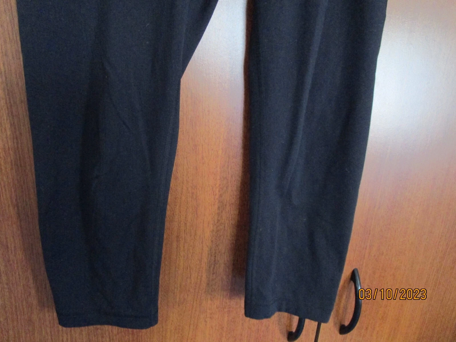 yogalicious poly spandex waist 26 inseam 22 leggings