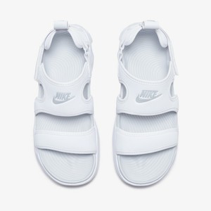 latest nike sandals