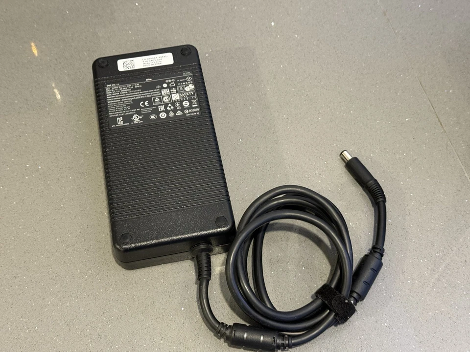 Alienware X51 R3 Gaming PC I5-6400 8GB GTX 970 Tested Working With Power Supply - Image 4 of 4