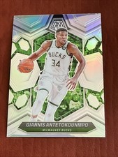 2023-24 Panini Mosaic Silver Prizm #77 Giannis Antetokounmpo Milwaukee Bucks