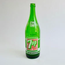 Vintage 7up Glass Bottle 28 Fluid Ounces Green "Fresh Up" 7 Up Soda Pop