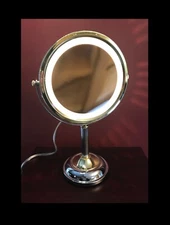 JERDON LT111CG 7.5" LIGHTED MAKEUP MIRROR WITH MAGNIFICATION 13.5"H