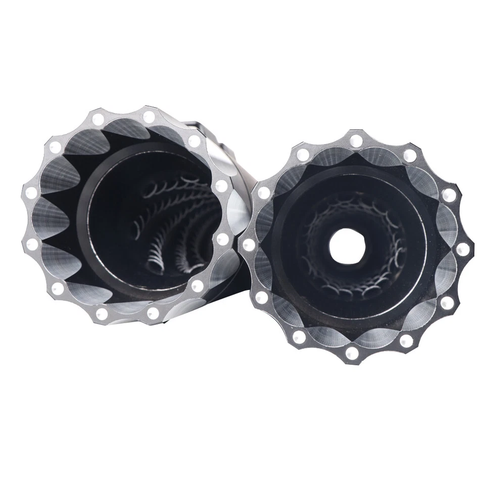 Tubos de escape y silenciadores Yamaha para modelos Royal Star Venture y Tour Deluxe Foto 3 de 4