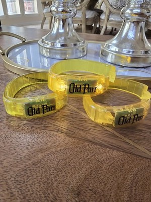 LED LIGHTED BRACELET Glow Flash Blinking Flashing Motion & Sound Voice Activated