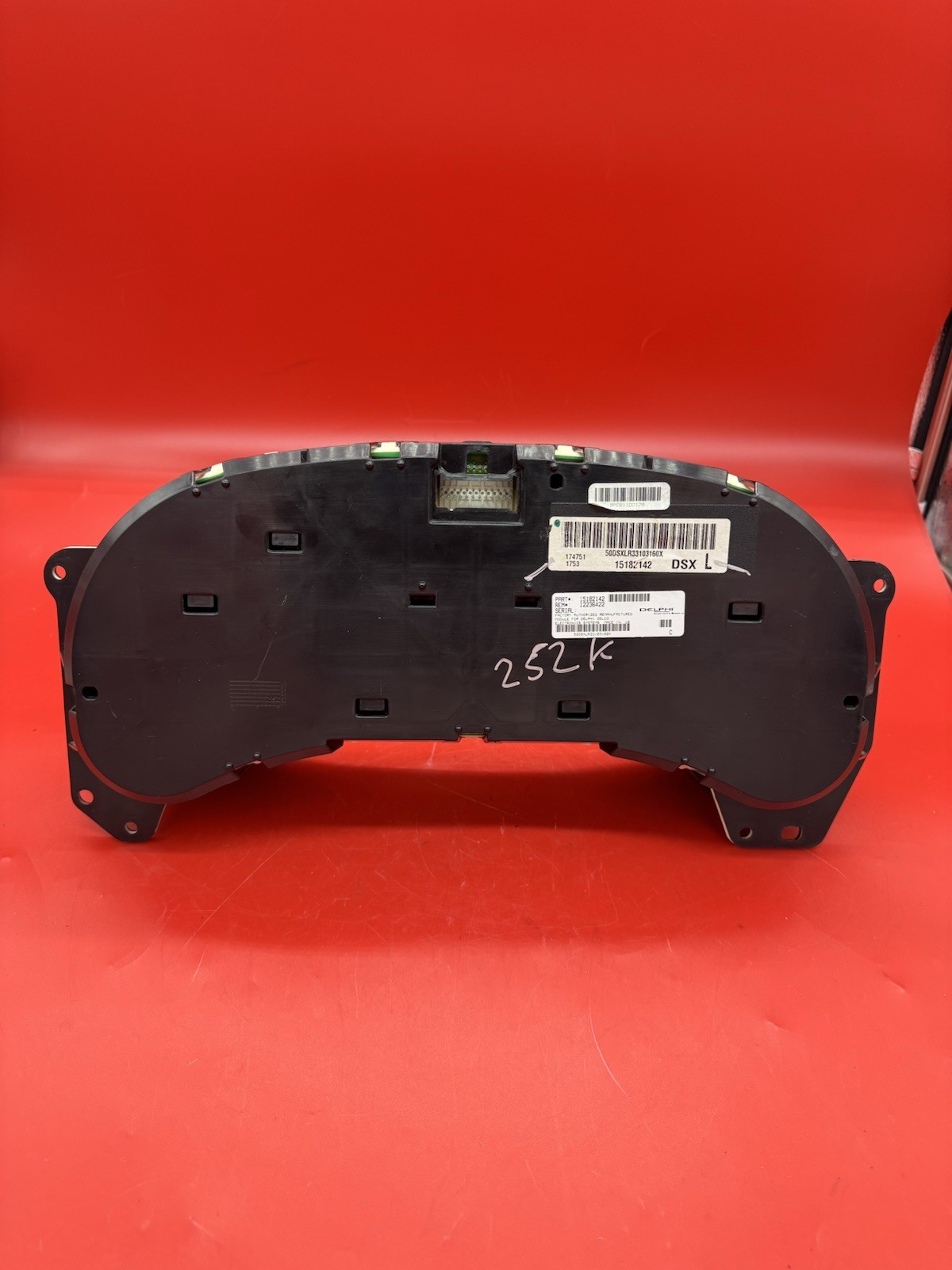 2003 - 2006 CADILAC ESCALADE GAUGE CLUSTER OEM