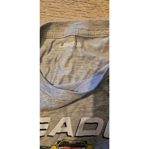 ✨ Team NASCAR Leader Of The Pack Graphic Tee Heather Grey ✨ image 3