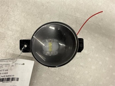 Passenger Corner/Park Light Fog Lamps Bumper Mounted Fits 13-18 ALTIMA 1992753