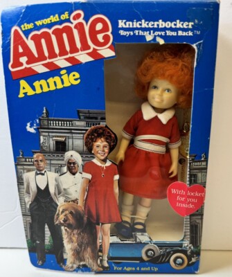 Vintage 1982 The World of Annie 6'' Doll wit Locket Knickerbocker Toy Co #3856