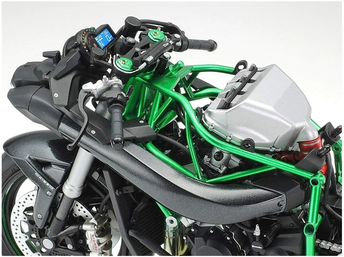 Motor outlet h2r carbon