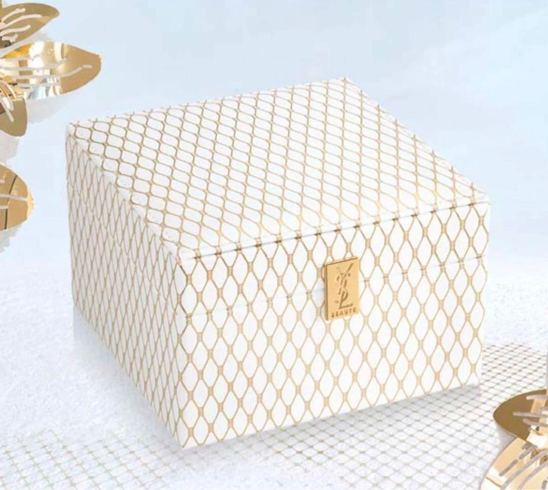 SAINT LAURENT (YSL) Yves Saint Laurent Vanity Cassapanca Natalizia Quantità Limitata L120xH80xP120mm Nuova