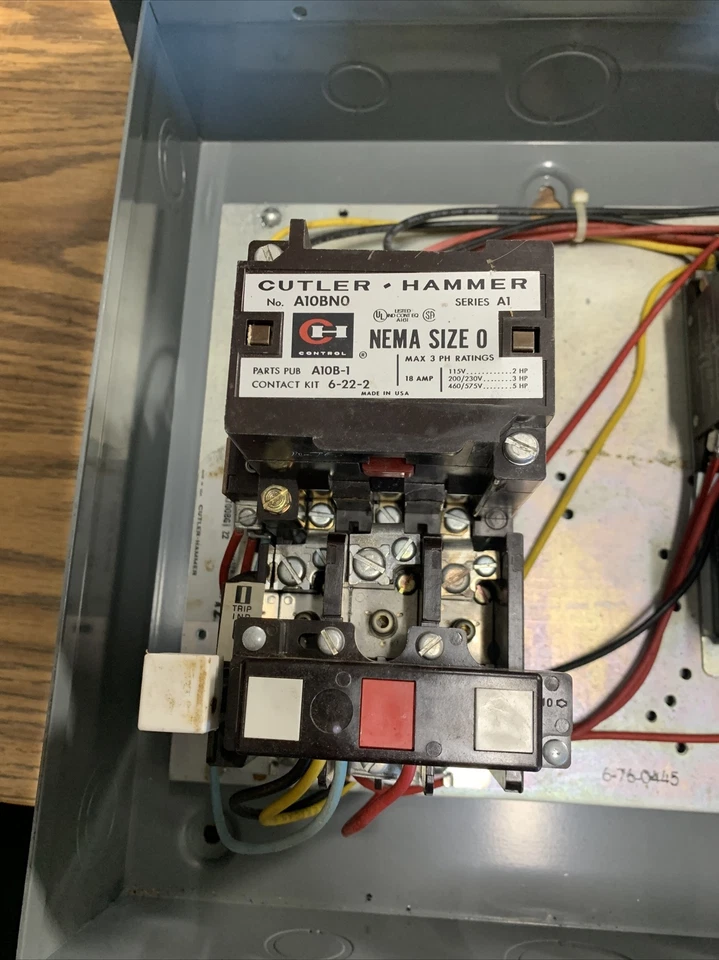 CUTLER-HAMMER ARRANQUE MULTIVELOCIDAD A700BG122A Nuevo Foto 4 de 4