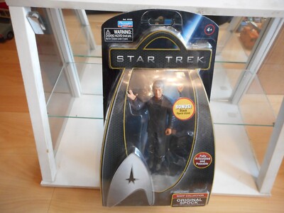 Playmates Toys Star Trek Original SPock + Vulcan Salute Hand on Blister