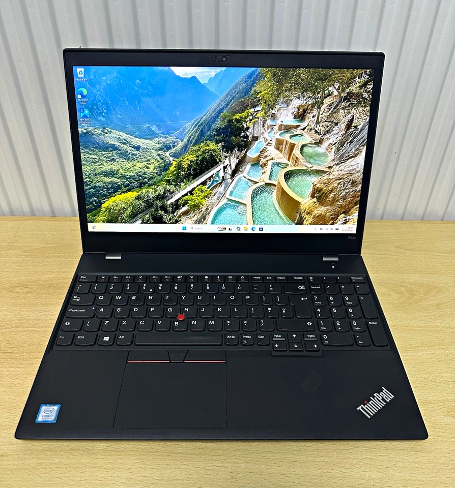 Lenovo ThinkPad P52s · i7-8550U · 8GB · 256GB, photo 1 of 5