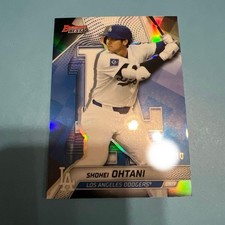 Shohei Ohtani 2025 Bowman’s Best Black Refractor Card