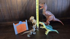 Lot Jurassic World Dinosaur Carnotaurus Spinosaurus Allosaurus Velociraptor