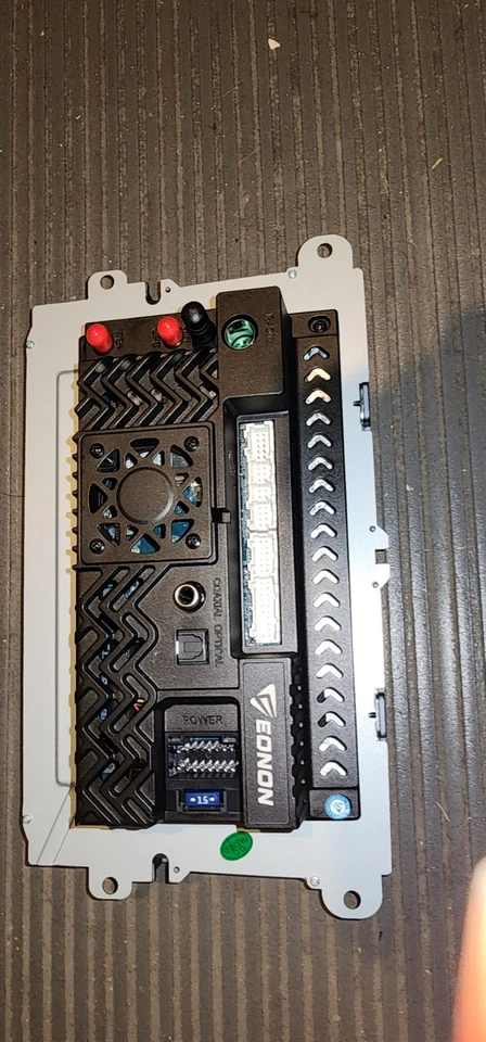 Como está para piezas VWX6S Eonon 9" Android estéreo de coche Foto 2 de 4