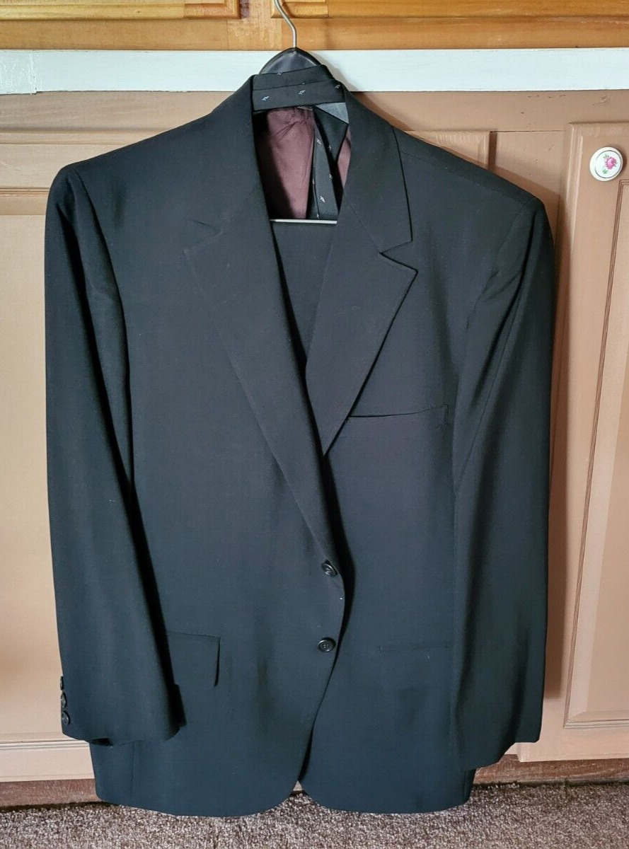 Vintage Botany 500 Suit Size 44 Reg. Includes Joh… - image 1