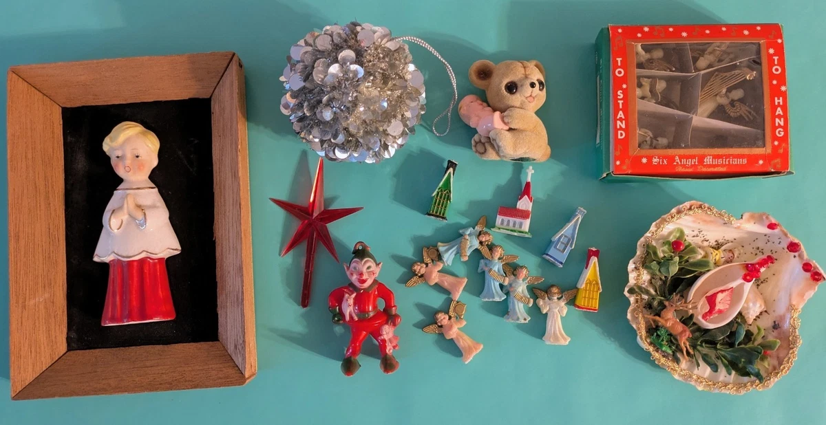 25+ Wooden Christmas Collectible Holiday & Seasonal Ornaments 1950