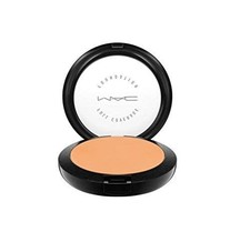 MAC Pro Full Coverage Foundation NC45