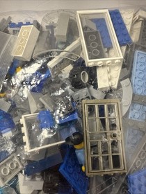 Lot of Lego City Police Set Parts Over 200 parts