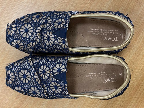 navy crochet toms